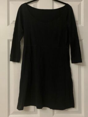 Classic Black Scoop Neck Women's Dress
